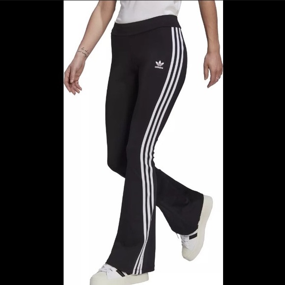 Adicolor Classic Flared Leggings size 4 or XS - Picture 2 of 13